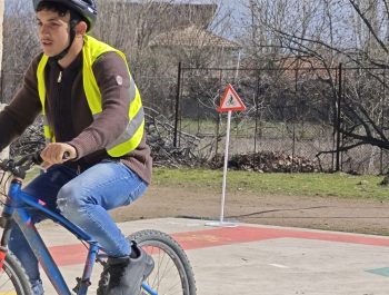 Вътрешноучилищно състезание по БДП